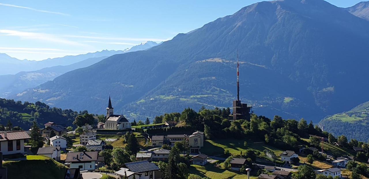 Hotel Rhoneblick Guttet-Feschel エクステリア 写真
