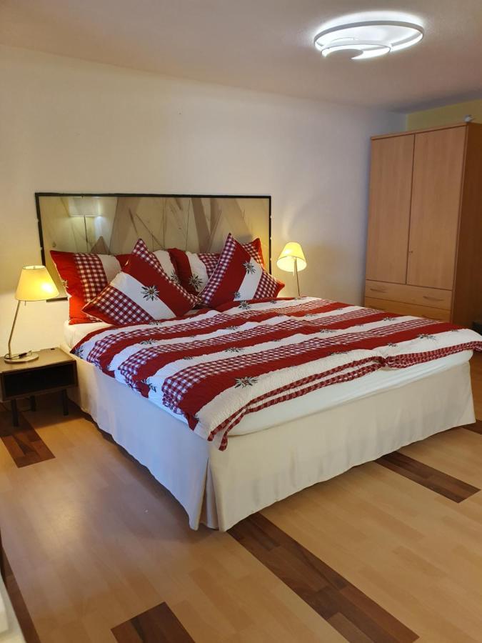 Hotel Rhoneblick Guttet-Feschel エクステリア 写真