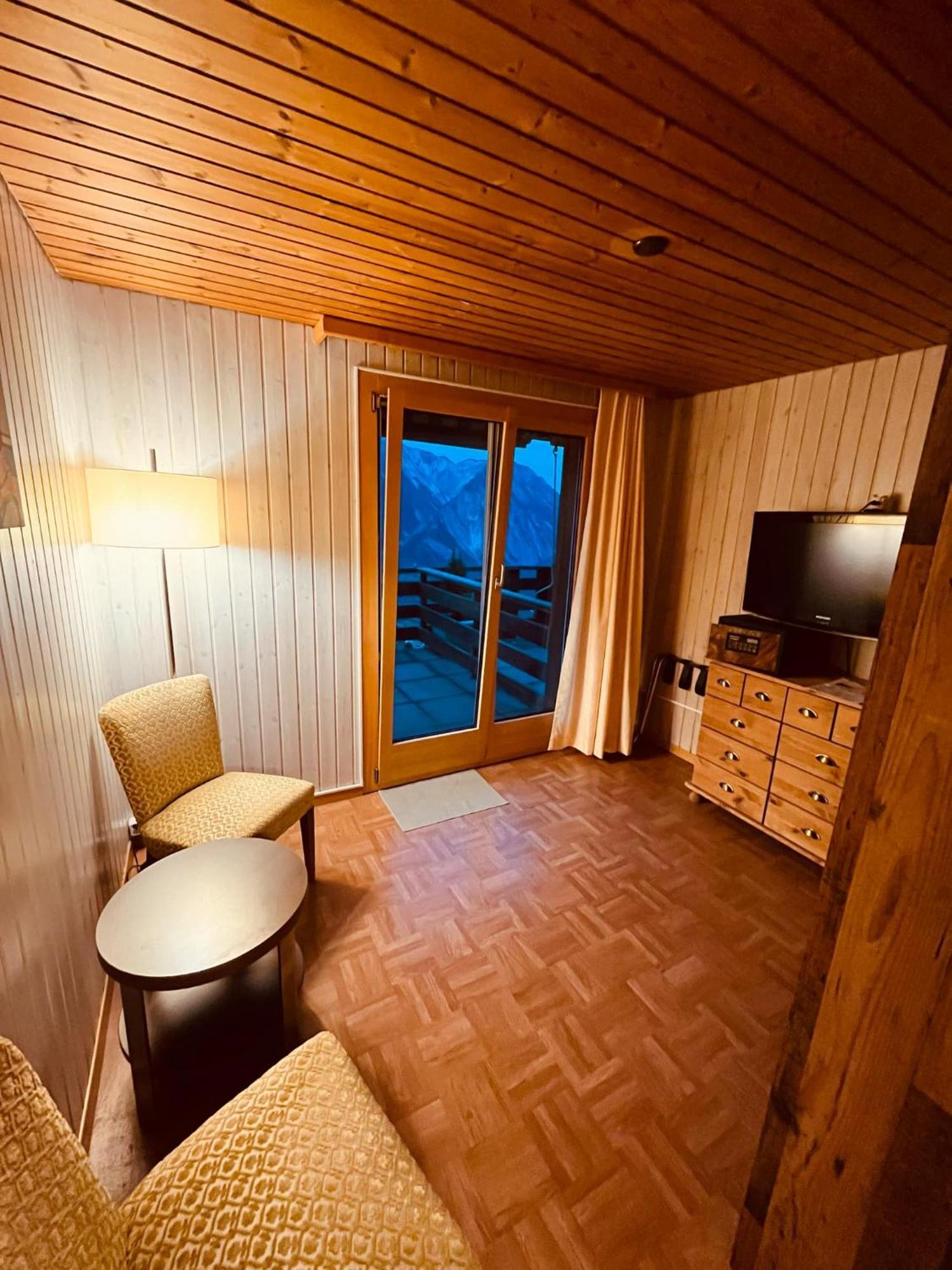 Hotel Rhoneblick Guttet-Feschel エクステリア 写真