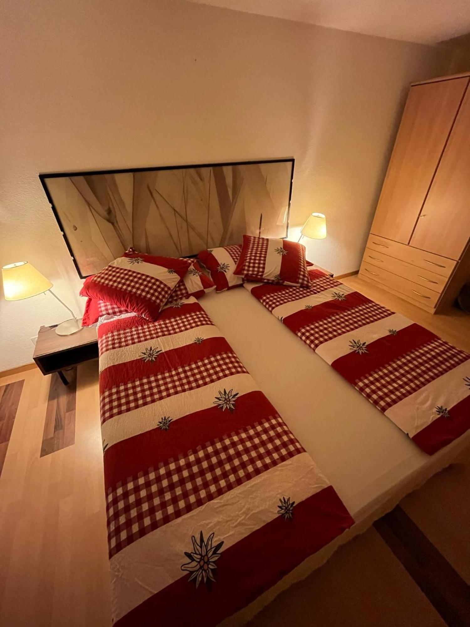 Hotel Rhoneblick Guttet-Feschel エクステリア 写真