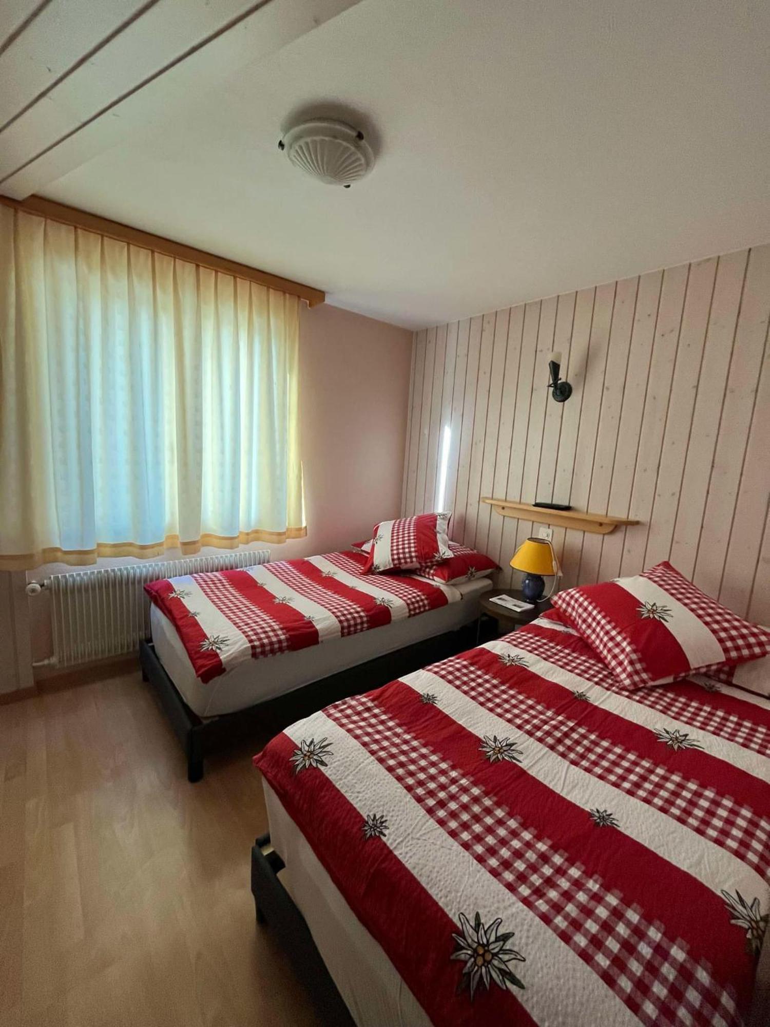 Hotel Rhoneblick Guttet-Feschel エクステリア 写真