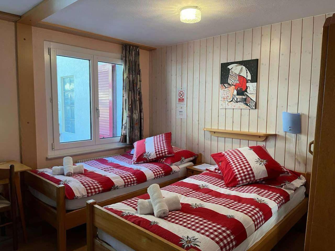 Hotel Rhoneblick Guttet-Feschel エクステリア 写真